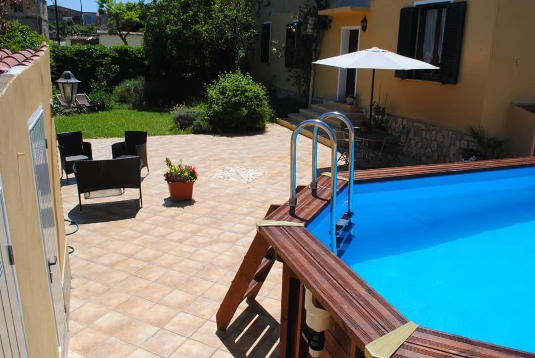 B&B Del Viale Bacu Abis 外观 照片