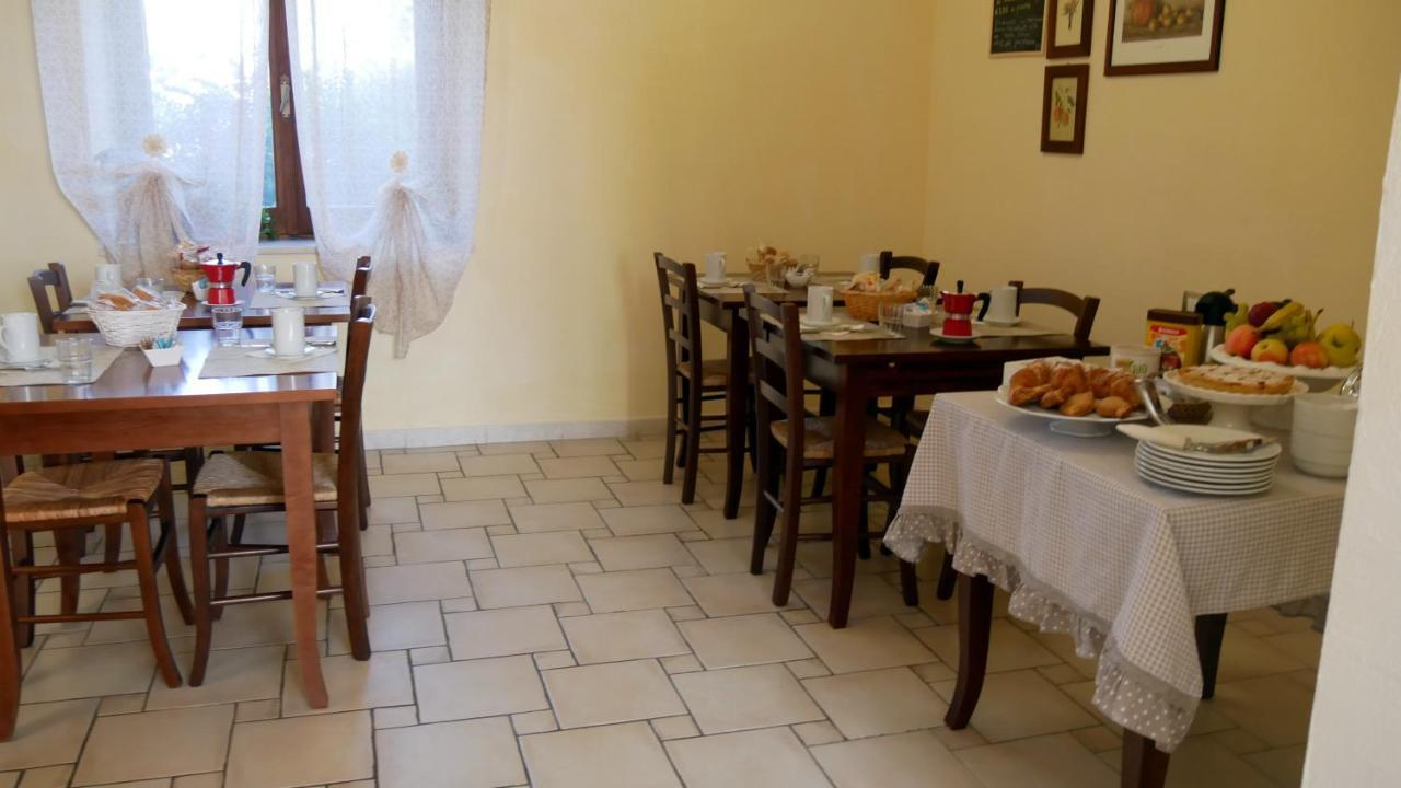 B&B Del Viale Bacu Abis 外观 照片